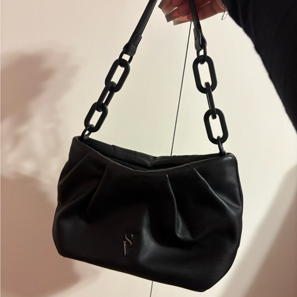 Simply Vera Vera Wang Black Shoulder Bag